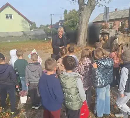 Drzewa mają imiona i potrafią się ostrzegać. Lekcja biblioteczna w Gliniance